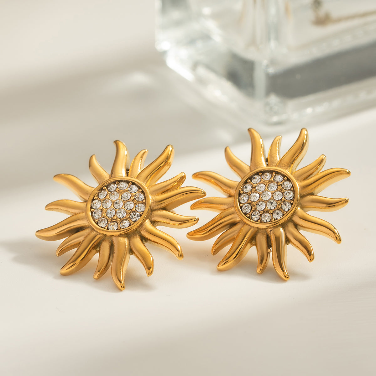 Stainless Steel Inlaid Rhinestone Sun Shape Stud Earrings