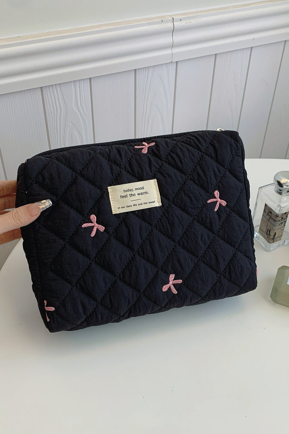 Bow Embroidered Quilted Storage Bag