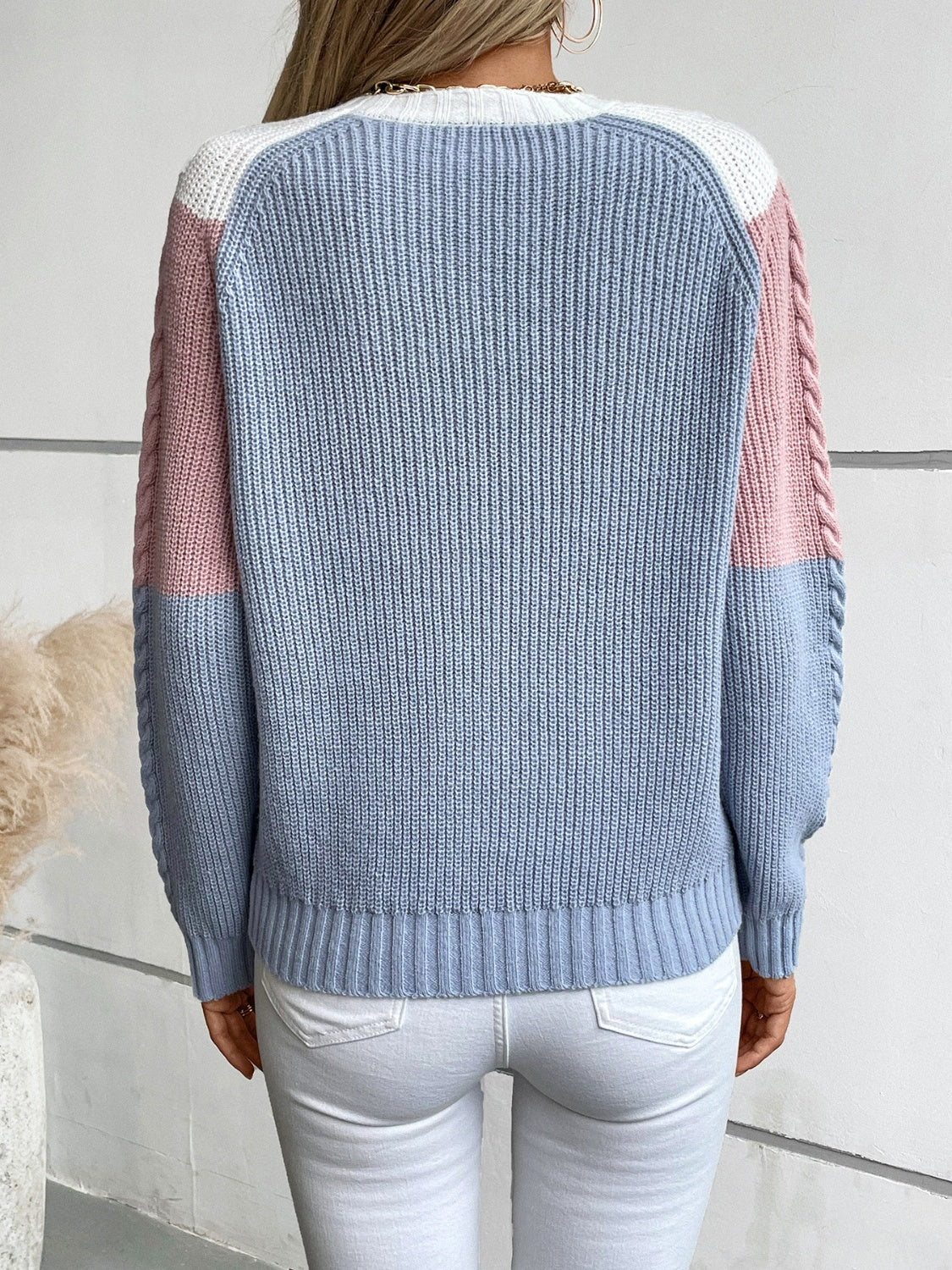 Color Block Round Neck Long Sleeve Sweater