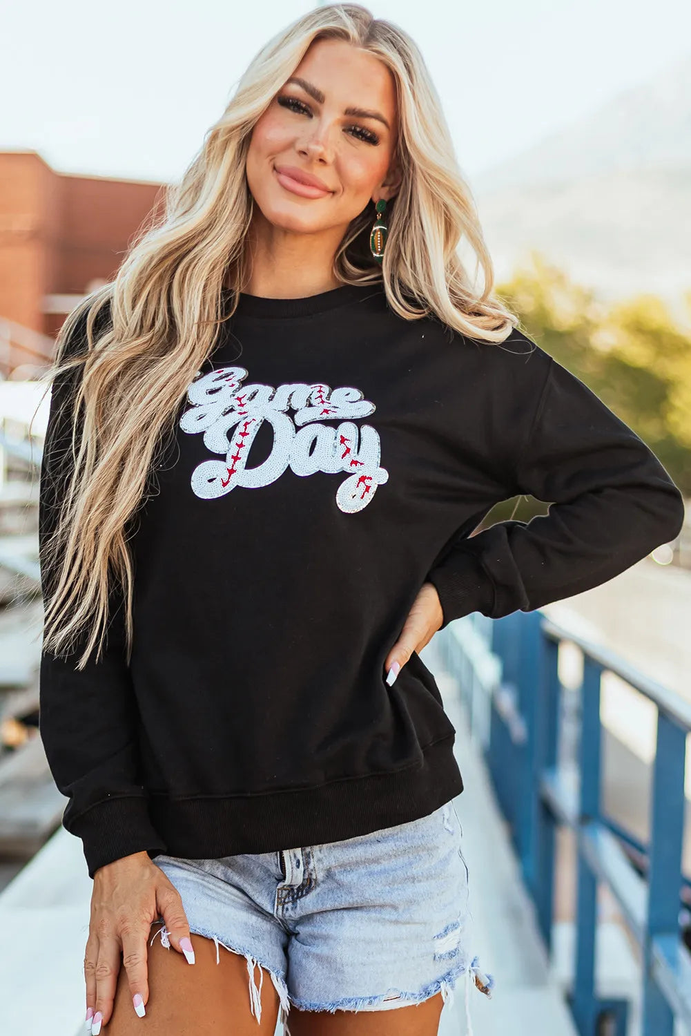 Letter Graphic Round Neck Long Sleeve Sweatshirt